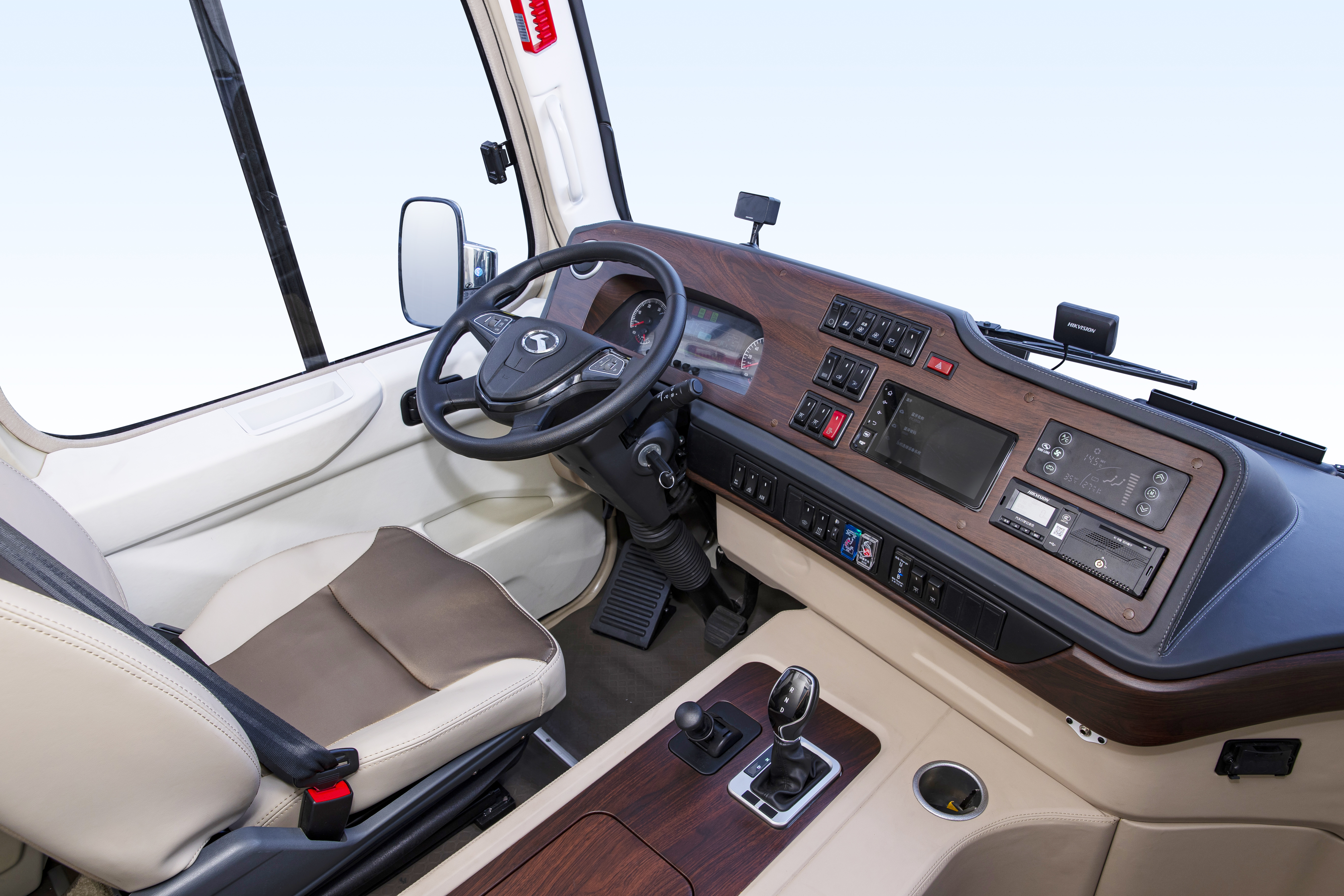 King Long Bus with Roof Mounted AC